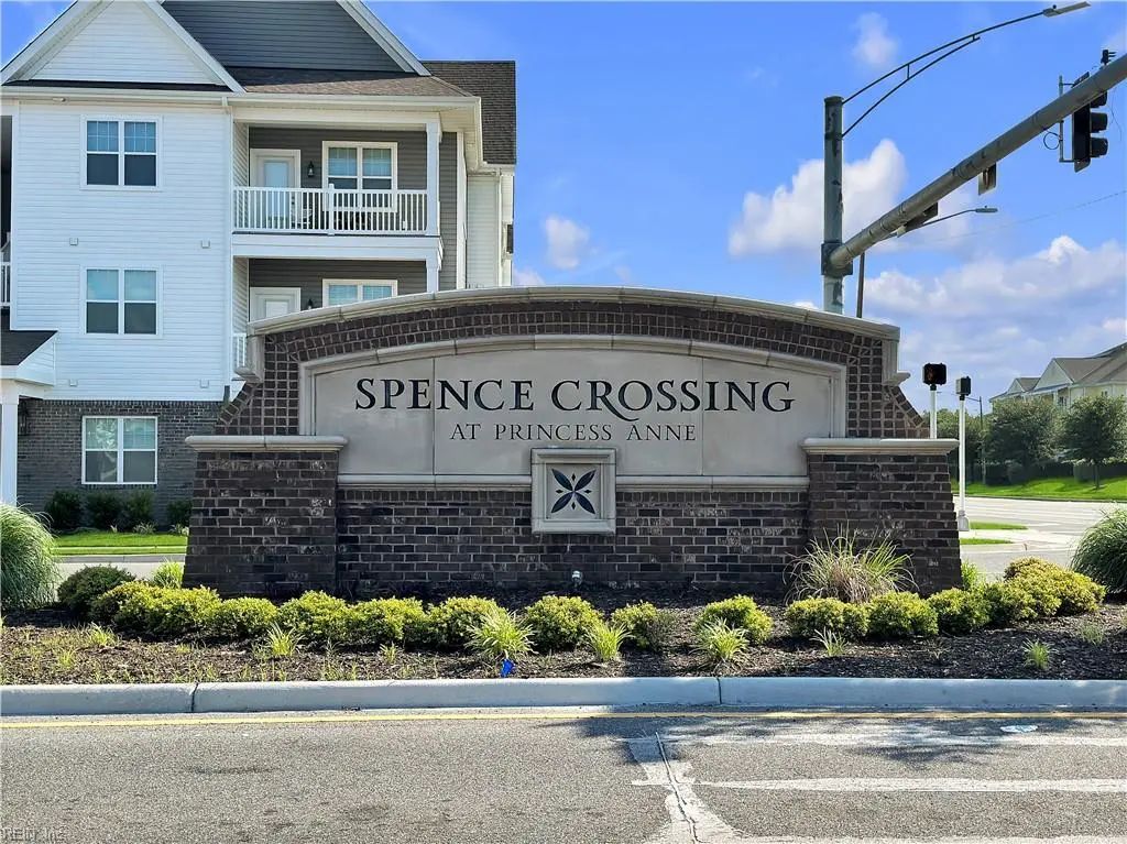 1732 Dromolin Dr, Virginia Beach