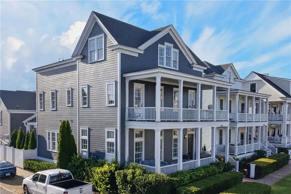 4850 E Beach Dr, Norfolk