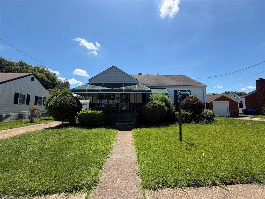 851 Widgeon Rd, Norfolk