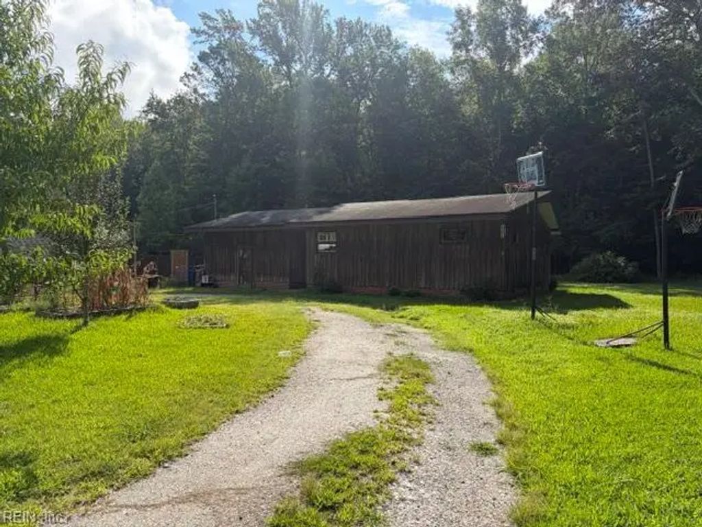 3609 Parr Ln, Chesapeake