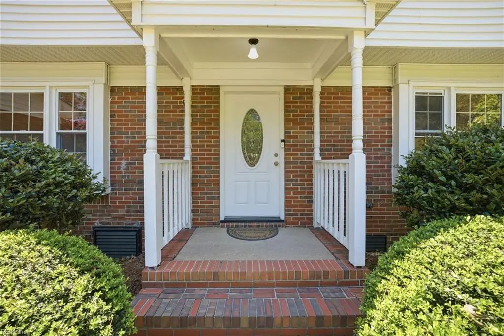 3421 Kings Grant Rd, Virginia Beach