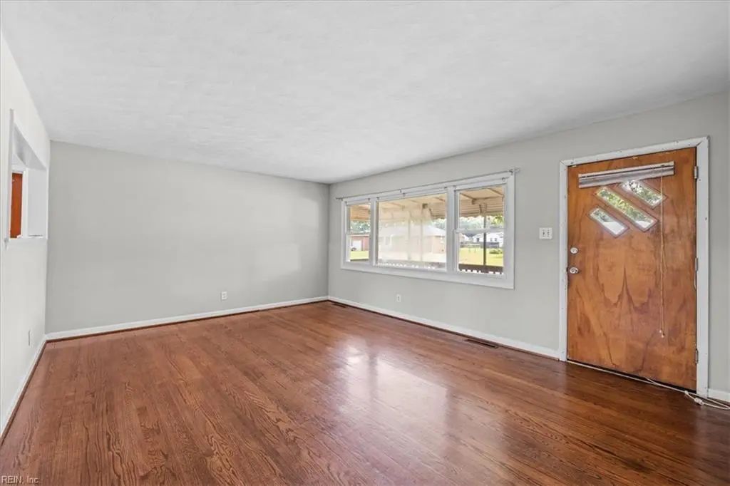 1217 Oleander Ave, Chesapeake