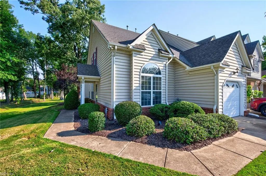 4011 Holston Ct, Suffolk