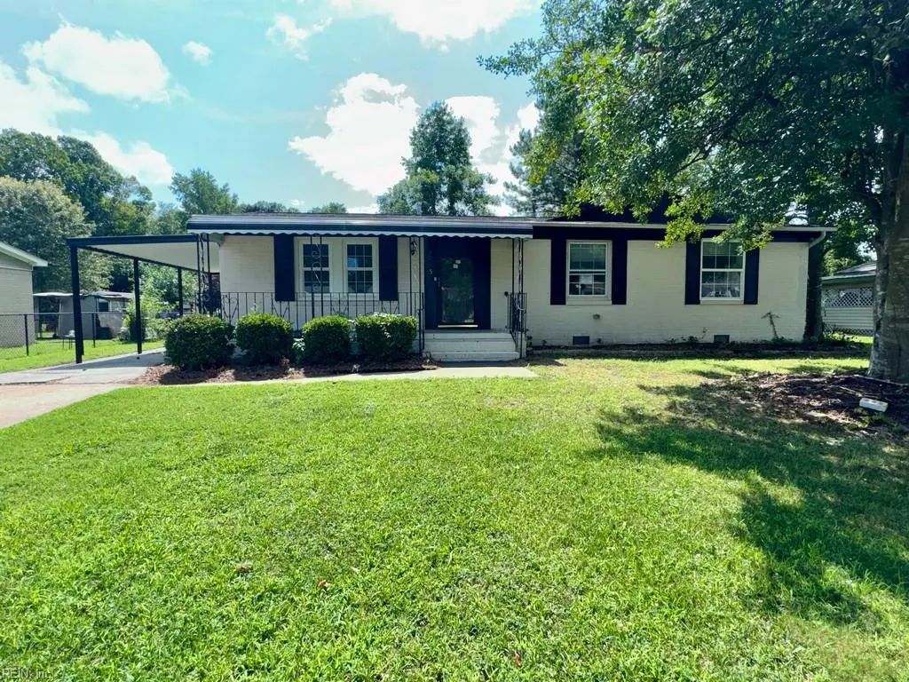 1215 Lake Kennedy Dr, Suffolk