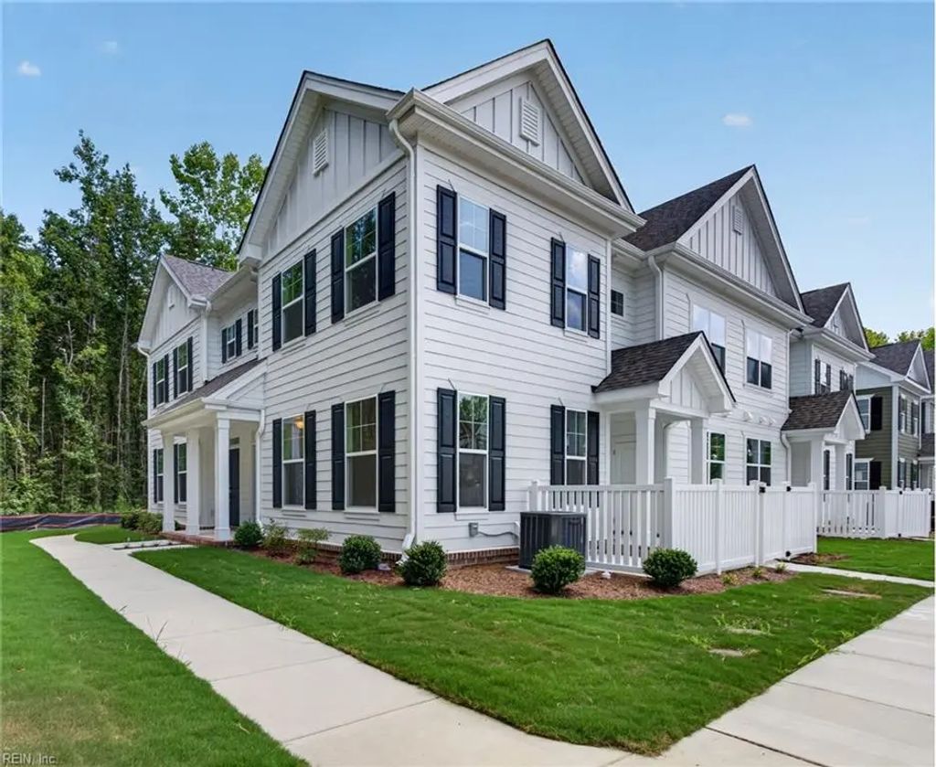4981 Boone Rd, Chesapeake