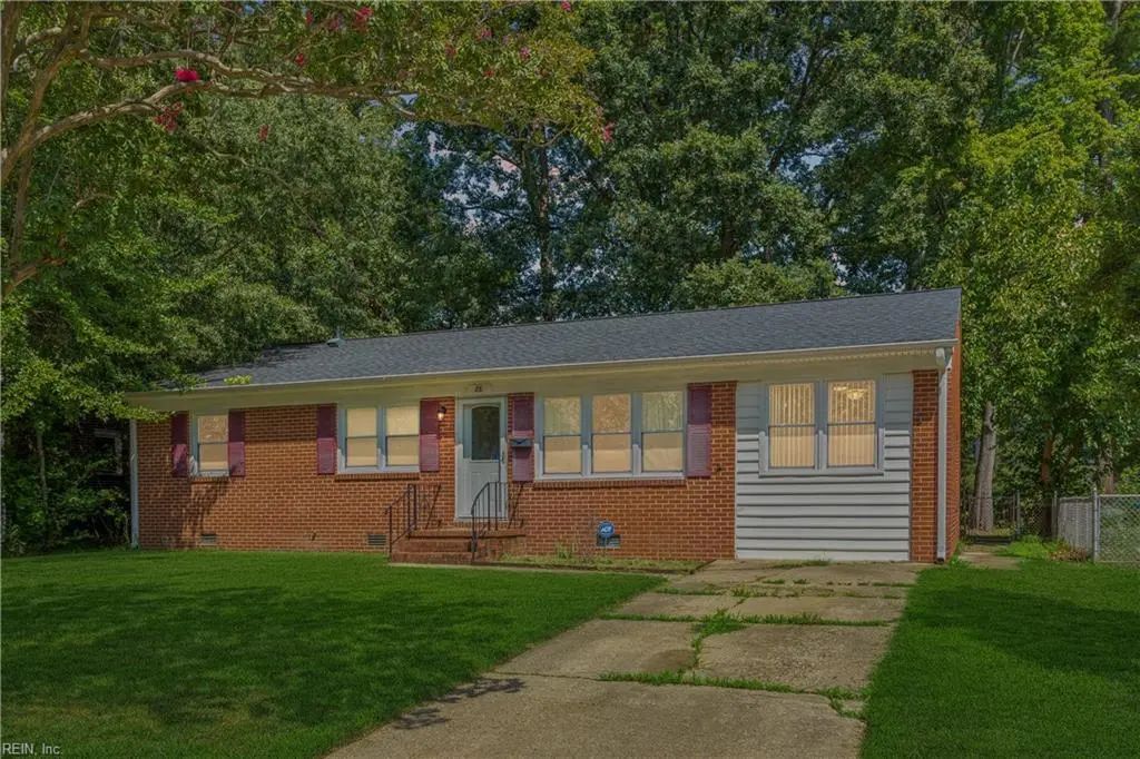 28 Colony Rd, Newport News
