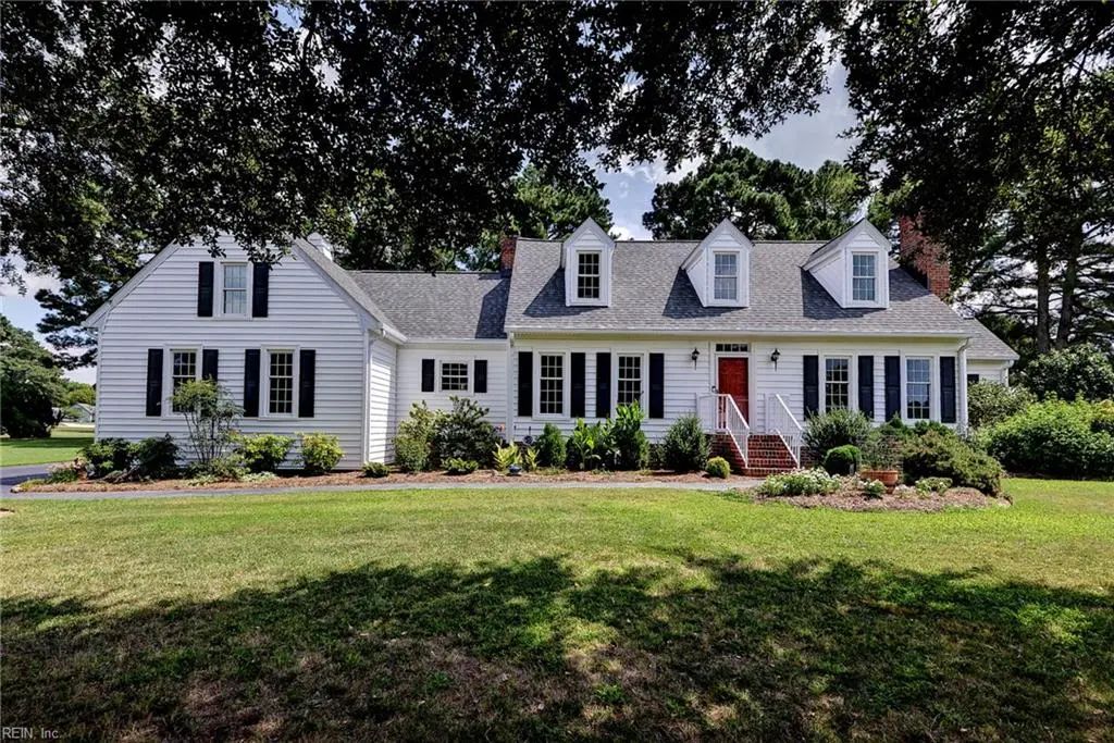 9084 River Cres, Suffolk