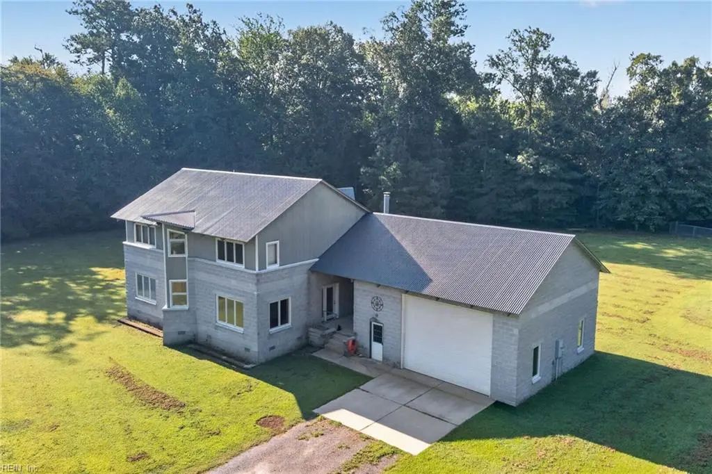 2985 Indian Creek Rd, Virginia Beach