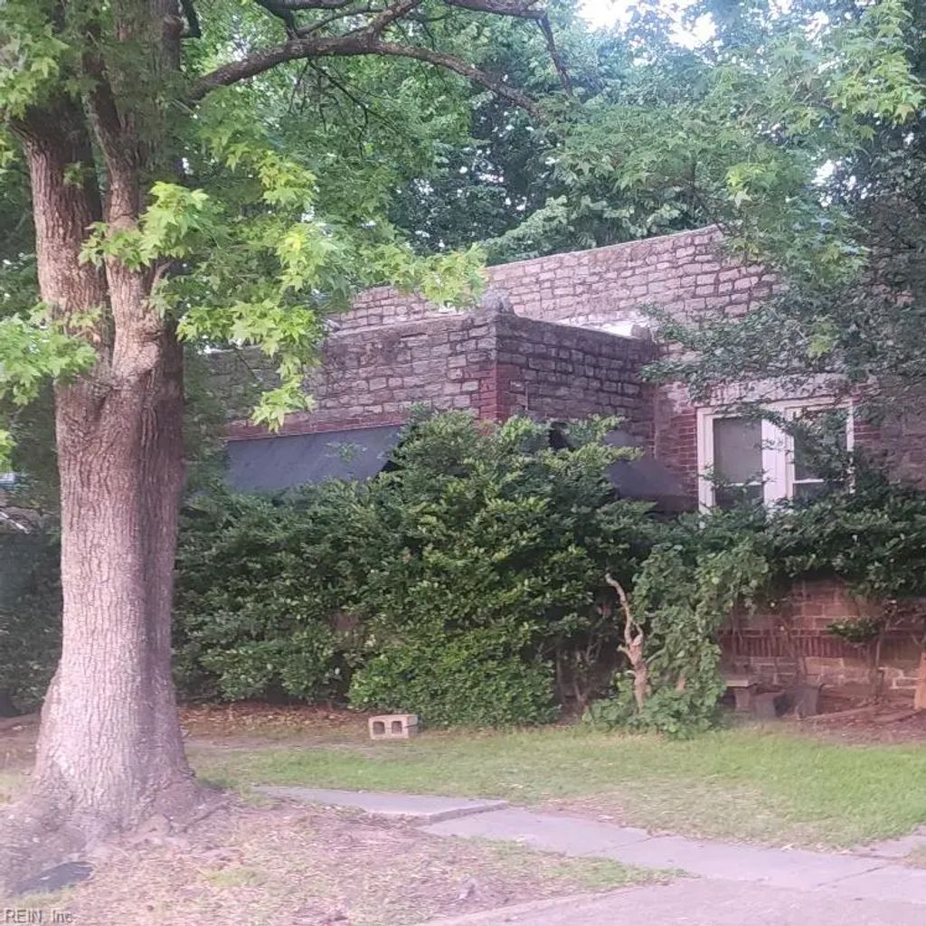 68 Gillis Rd, Portsmouth