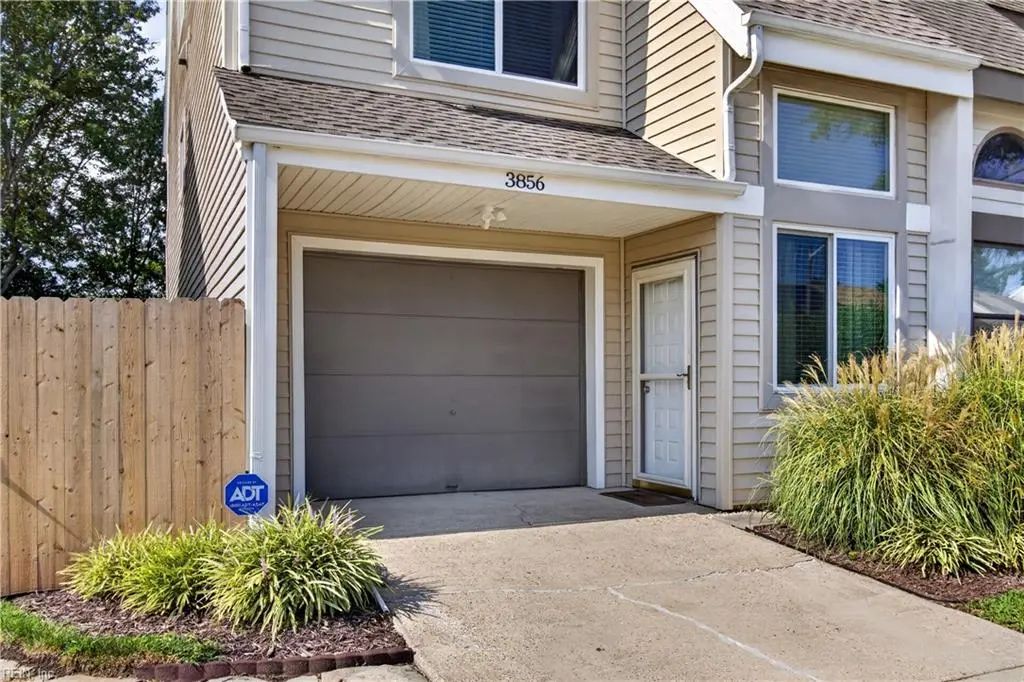 3856 Chimney Creek Dr, Virginia Beach