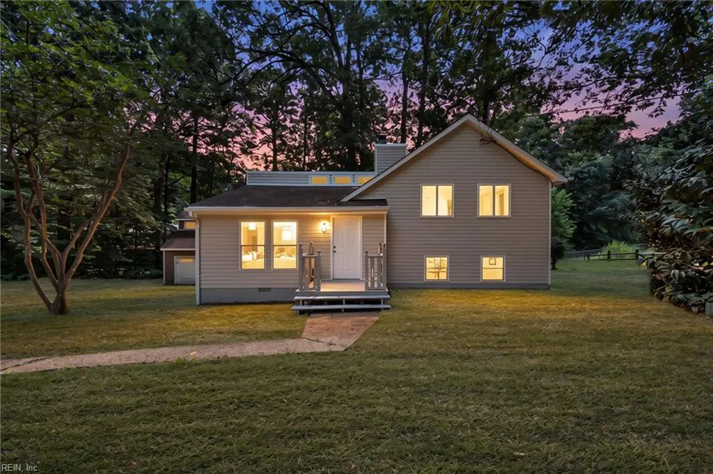 162 E Rexford Dr, Newport News