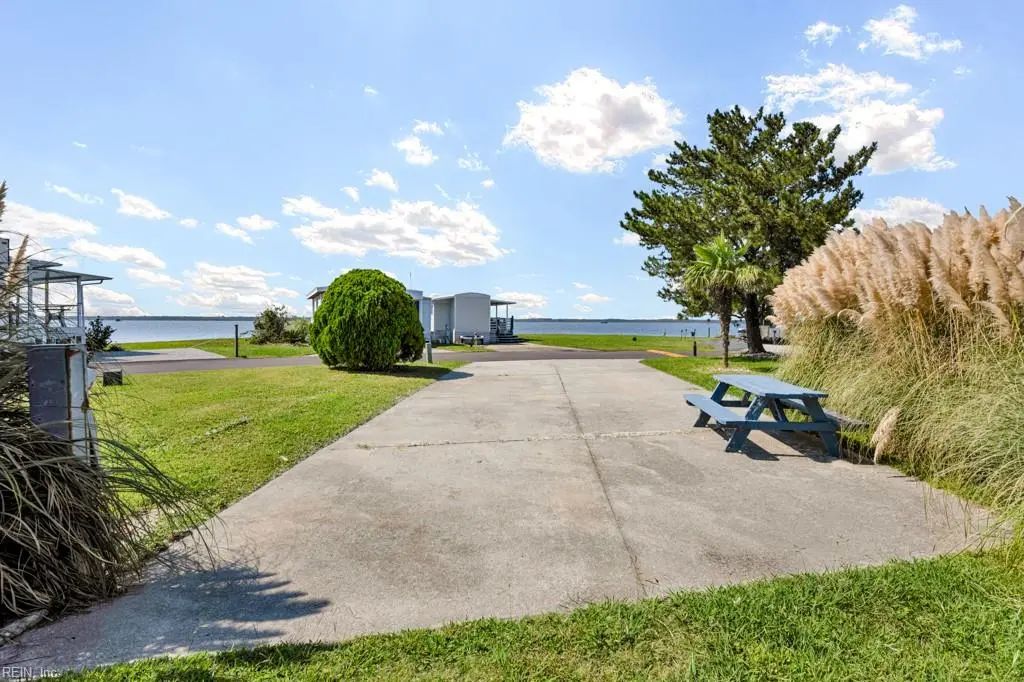 3665 Sandpiper Rd, Virginia Beach