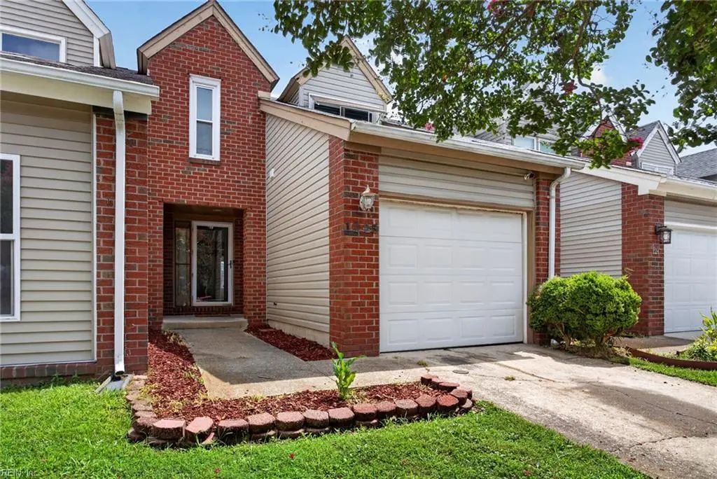 1245 Hillock Xing, Virginia Beach