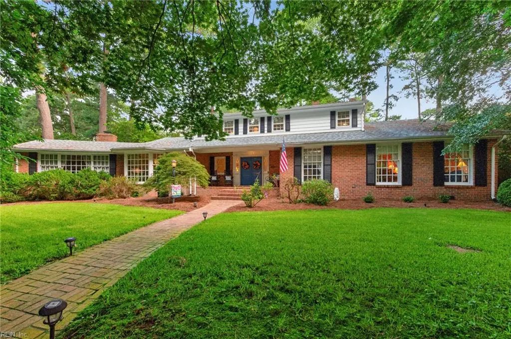 1300 Shaw Pl, Norfolk