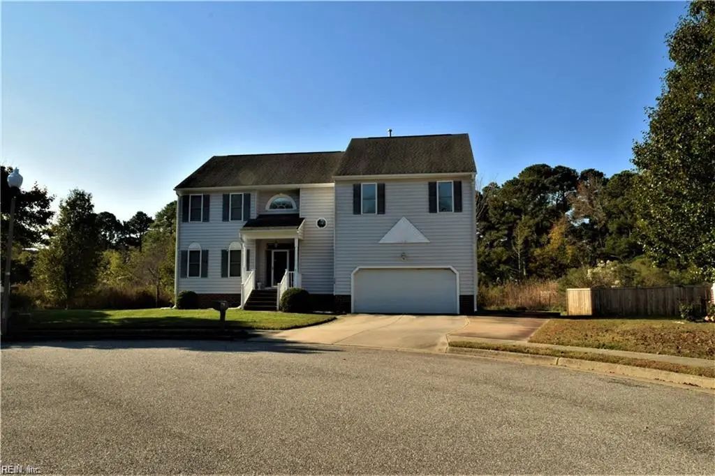 11 Bohnert Dr, Hampton
