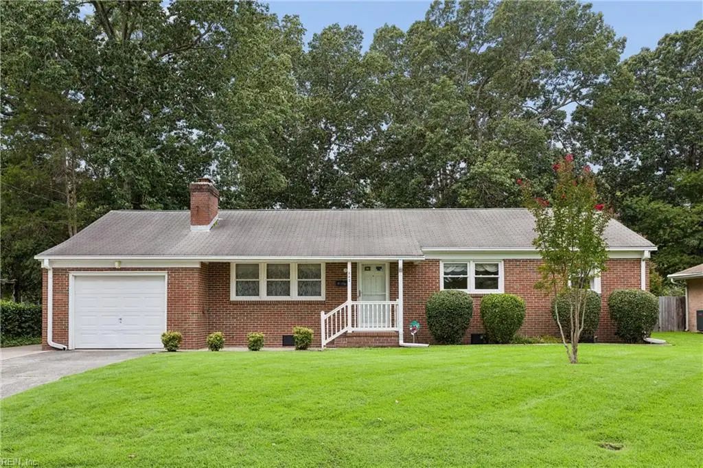 843 Catalina Dr, Newport News