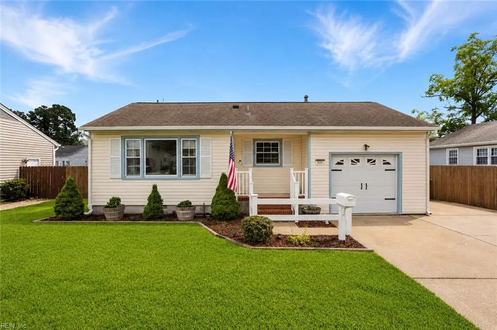 825 Headrow Ter, Hampton