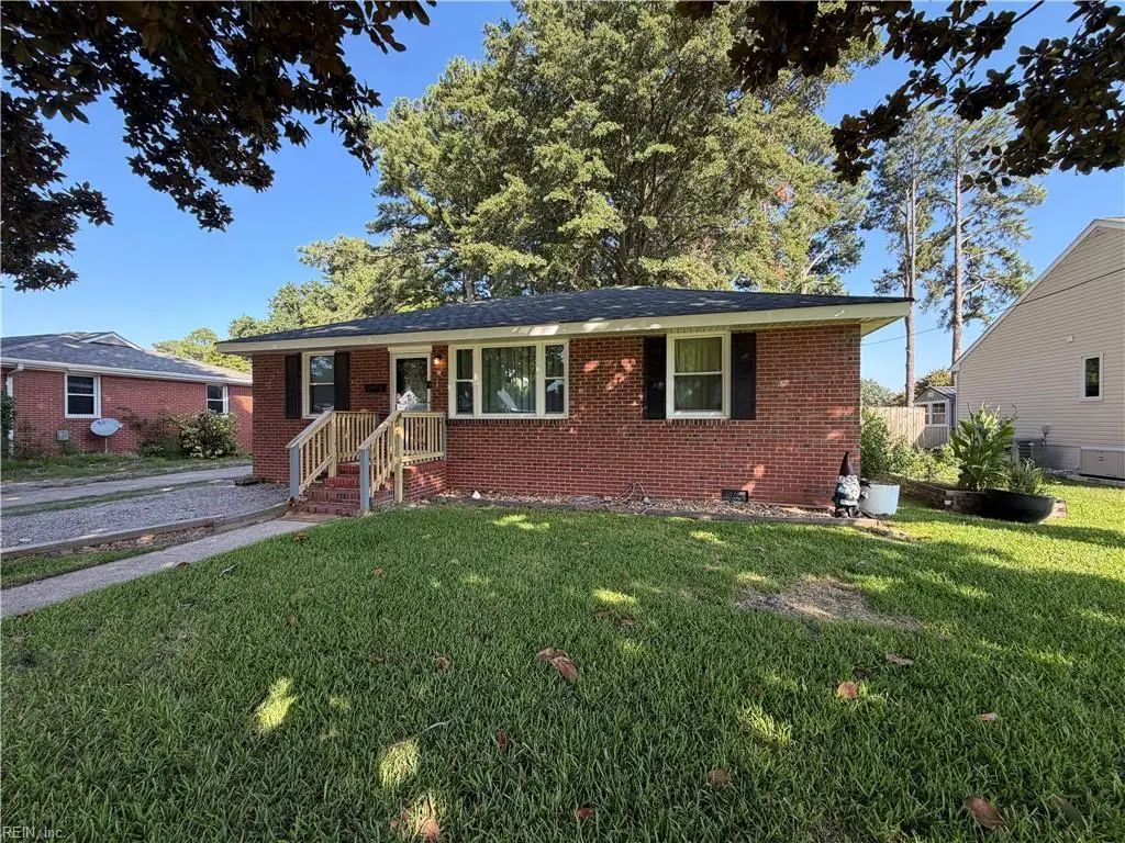 1156 Wade St, Norfolk