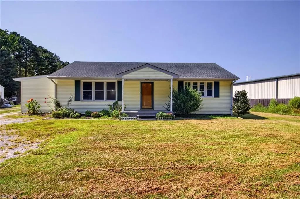 1477 London Bridge Rd, Virginia Beach