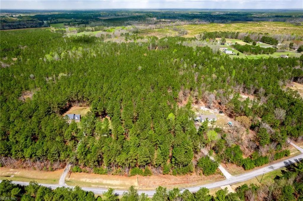 3+ac Spring Farm Rd, Surry County