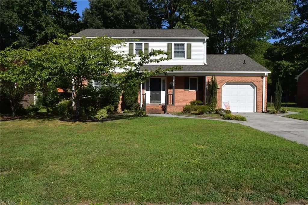 835 Isham Pl, Newport News
