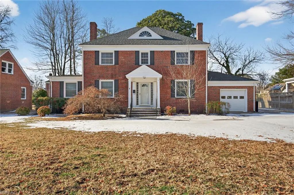 412 West Rd, Portsmouth