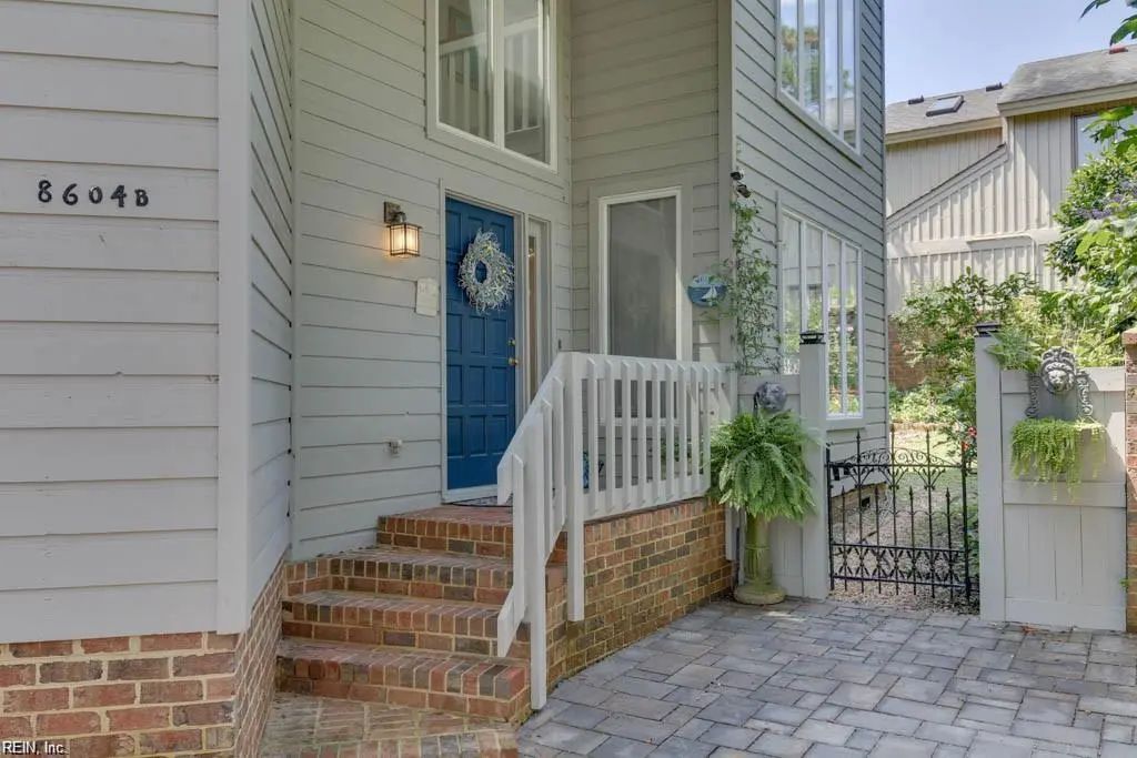 8604 Atlantic St, Virginia Beach