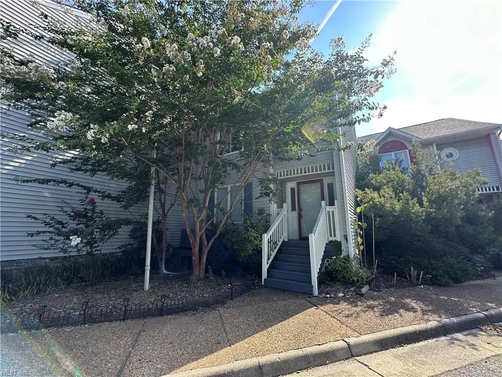 105 Scotts Pt, Hampton