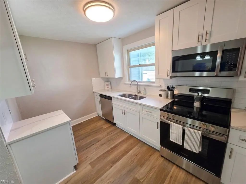 26 S Fairview Cir, Portsmouth