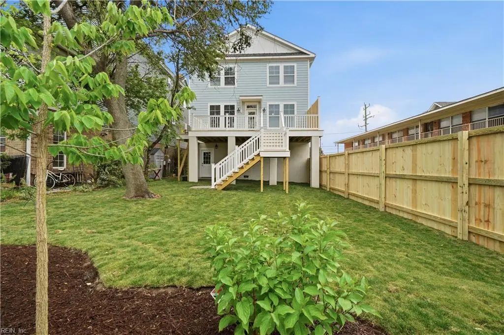 966 W Ocean View Ave, Norfolk