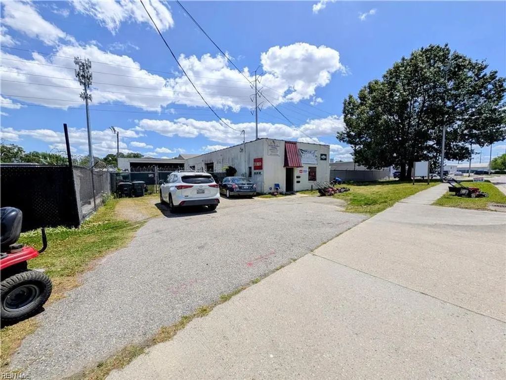 3008 Cromwell Rd, Norfolk