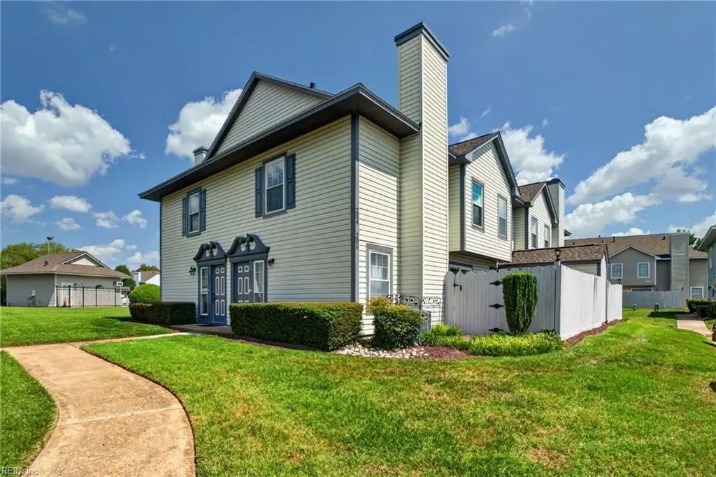 206 Attwick Ct, Chesapeake
