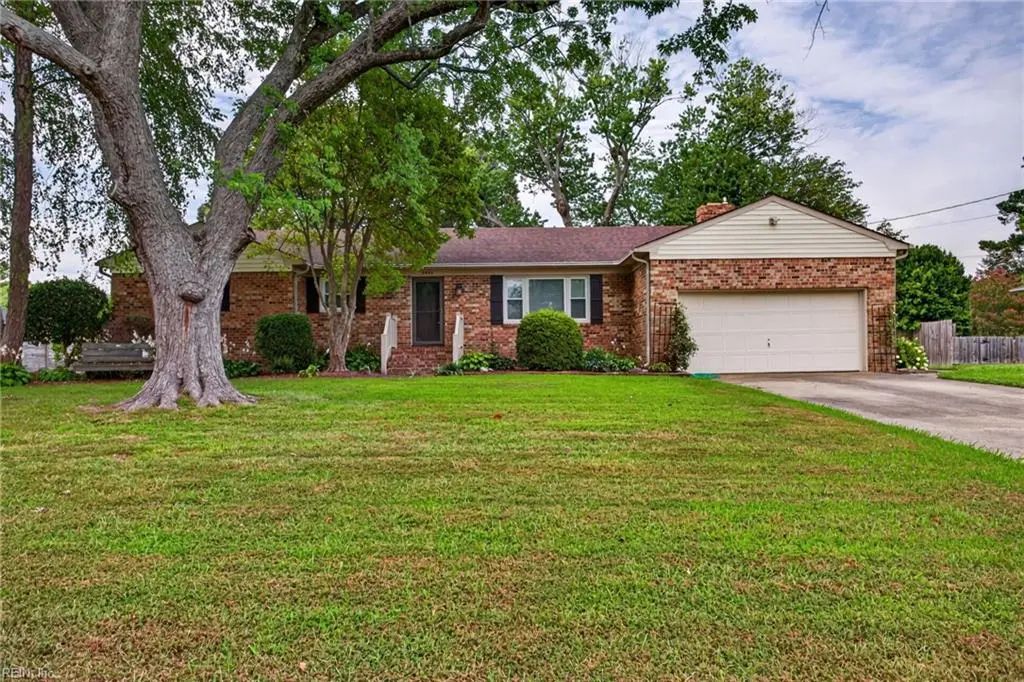 2436 Hood Dr, Virginia Beach