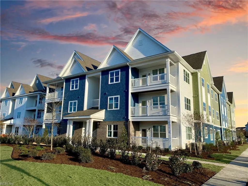 1725 Dromolin Drive #104, Virginia Beach