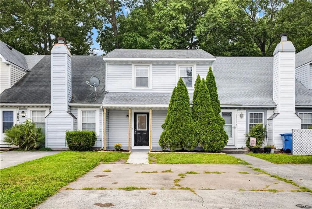 1904 Woodgate Arch, Chesapeake
