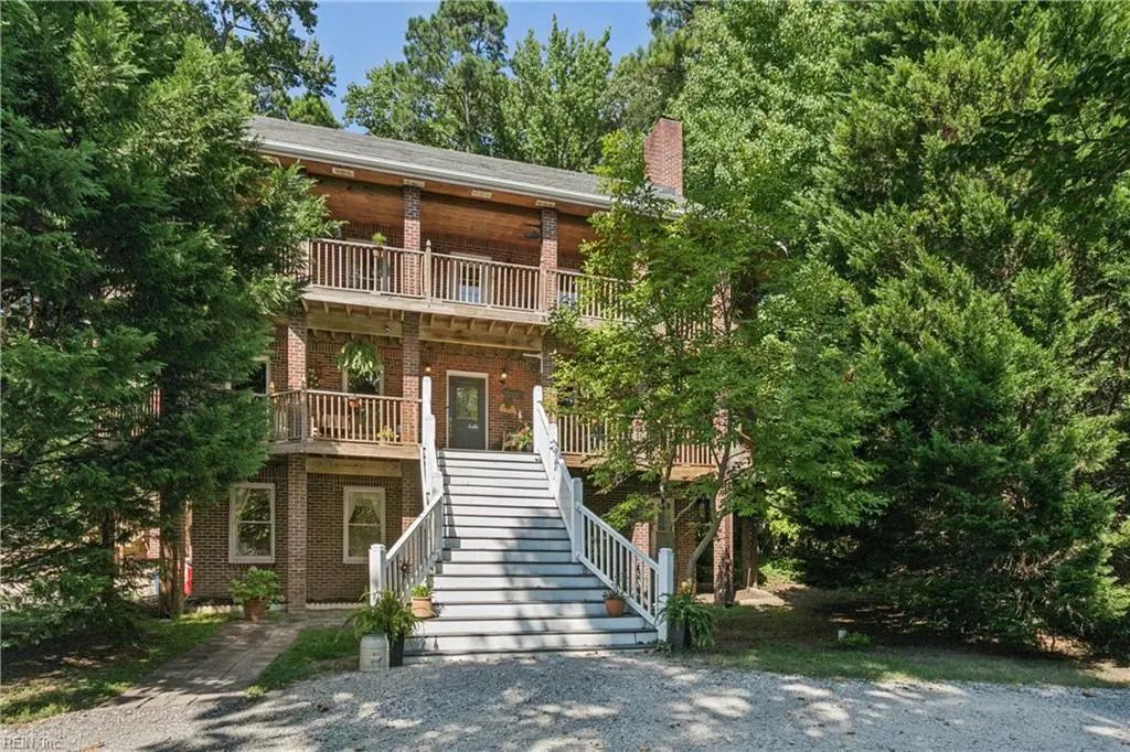 321 Maxwell Ln, Newport News