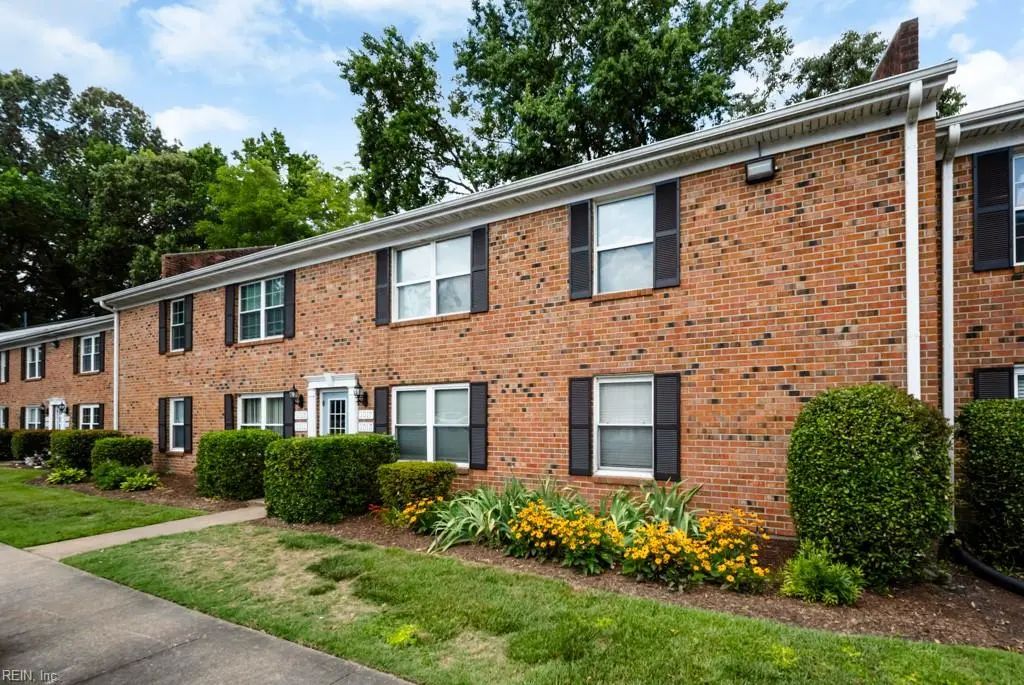 1015 Barclay Sq, Virginia Beach