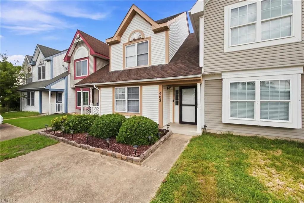 902 Pocahontas Ct, Isle of Wight County