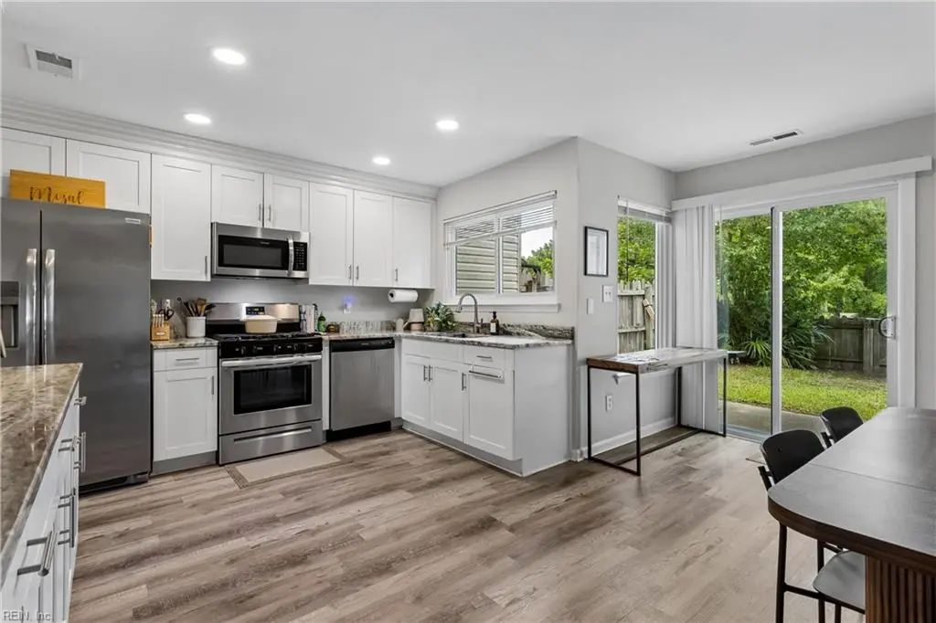 754 Quesnel Dr, Virginia Beach