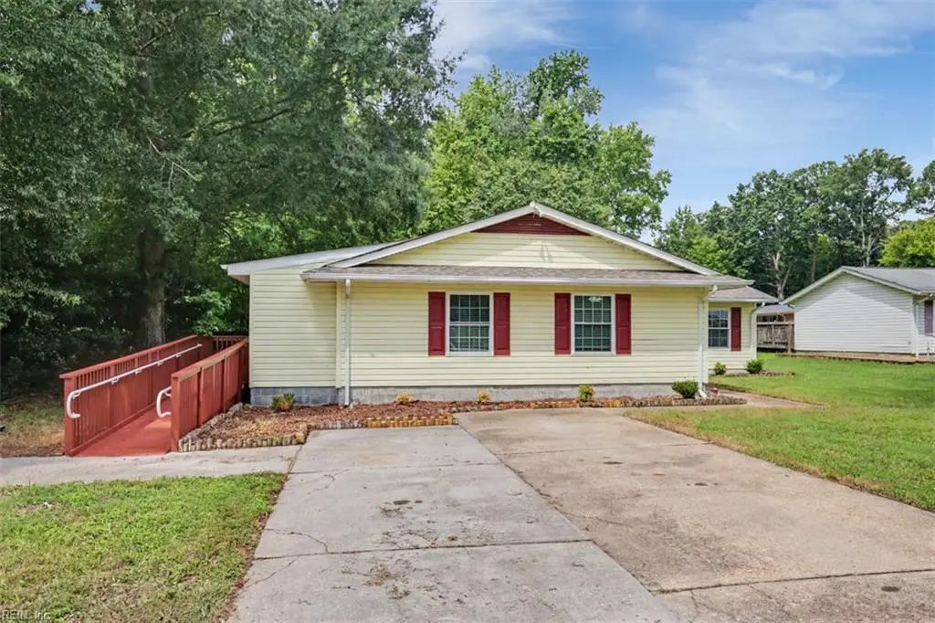 471 Richneck Rd, Newport News