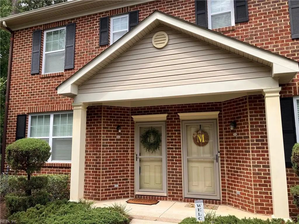 322 Holyoke Ln, Chesapeake