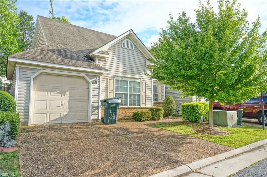 38 Angelia Way, Hampton