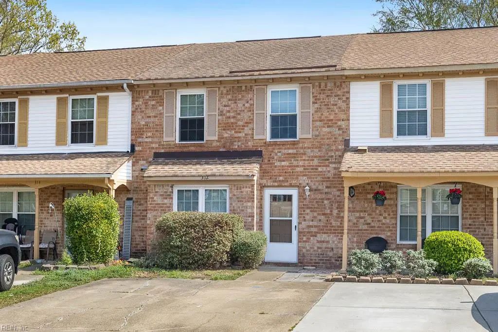 312 Seeman Ct, Virginia Beach