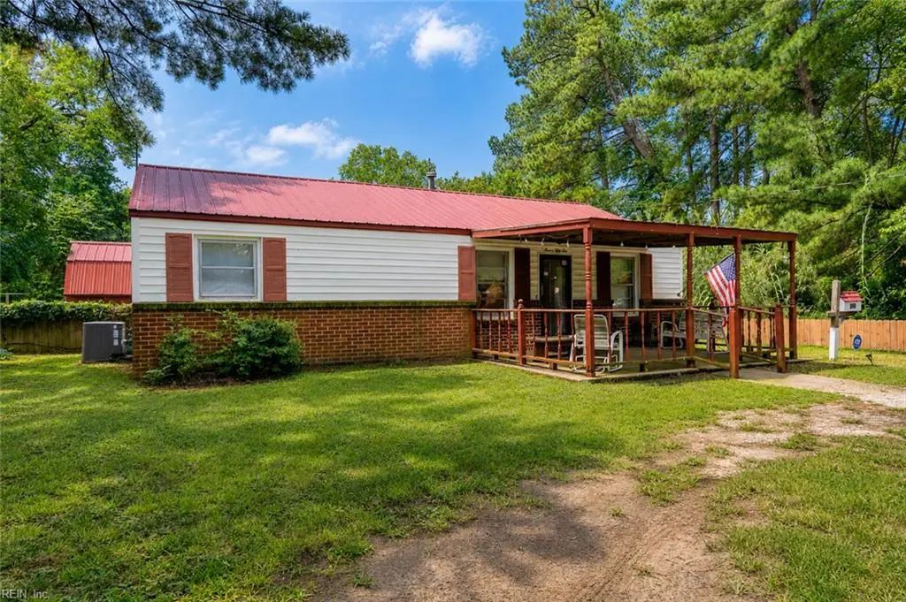 752 Old Oyster Point Rd, Newport News