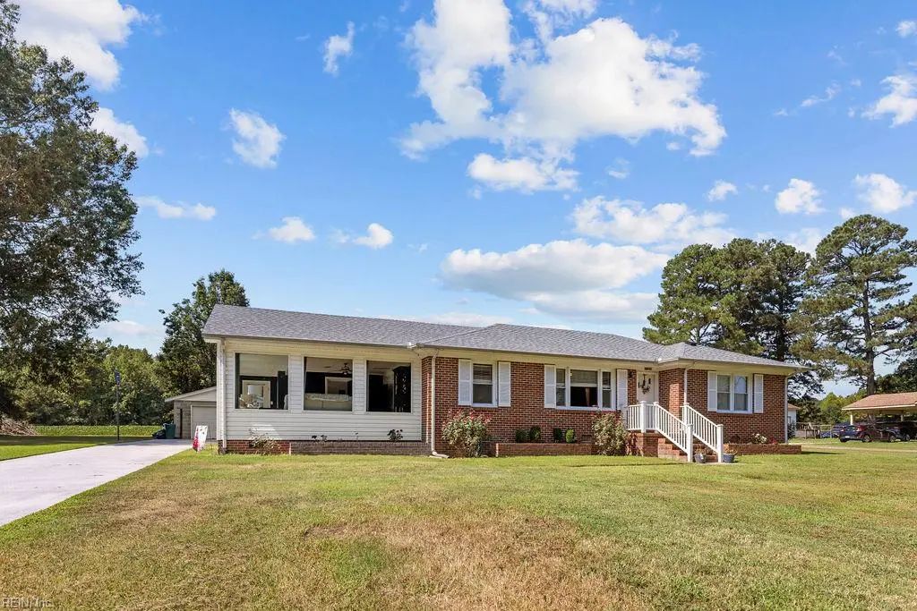 17384 Johnsons Mill Rd, Southampton County