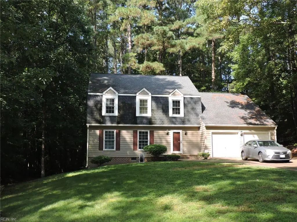 215 Old Cart Rd, James City County