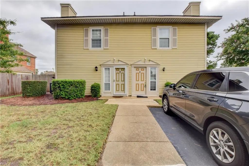 604 Oleander Cir, Virginia Beach