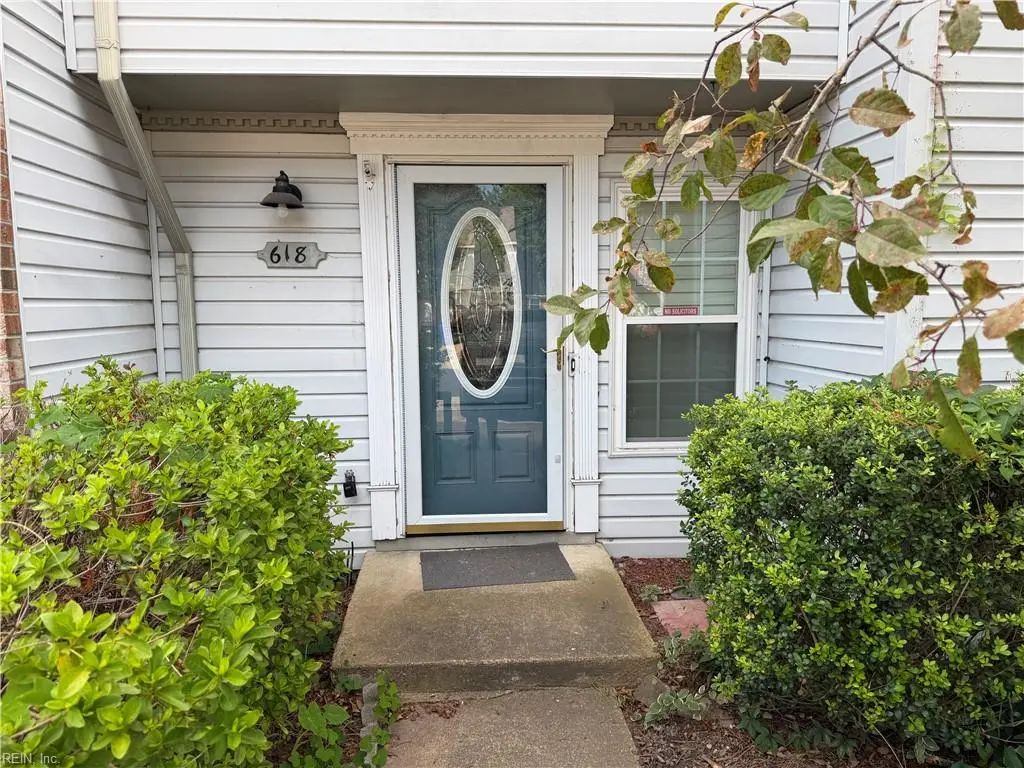 618 Cedar Springs Ct, Virginia Beach