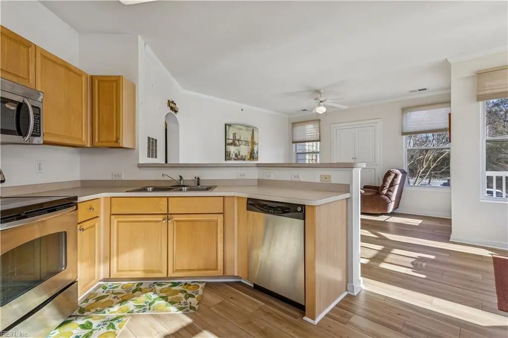706 River Rock Way, Newport News