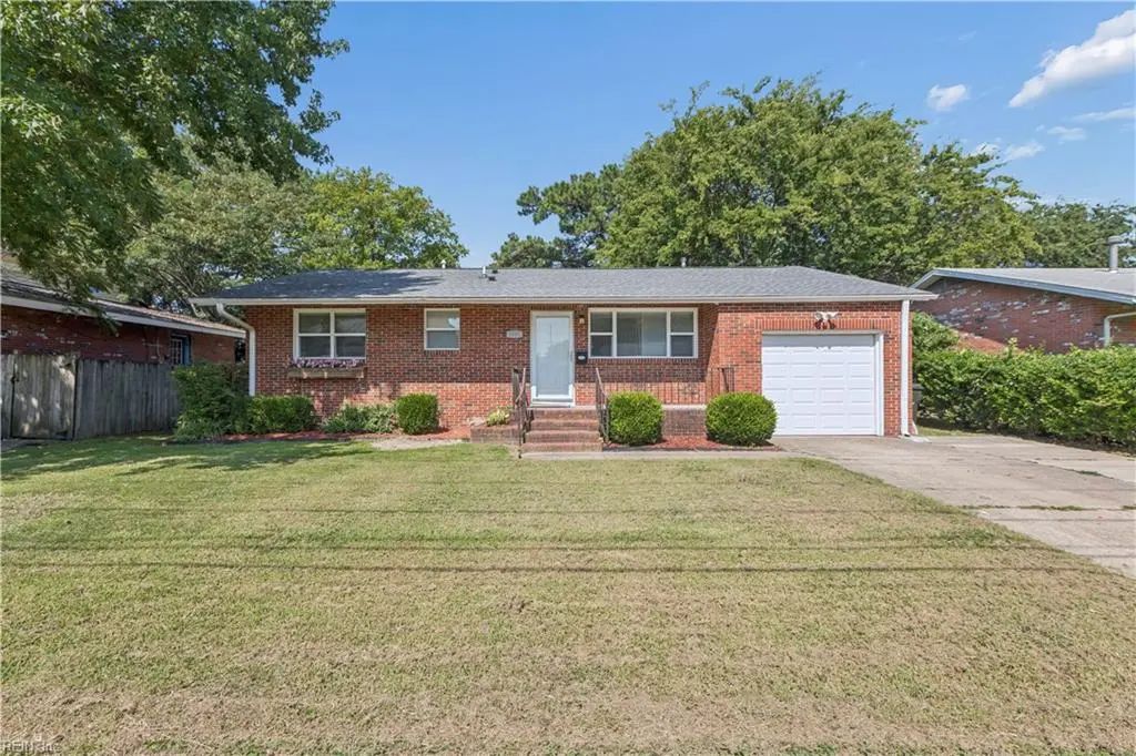 9505 Beaumont St, Norfolk